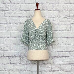 Abercrombie & Fitch Sage Green Floral Cropped Top